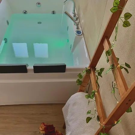 Casa Alera Con Idromassaggio * Lecce